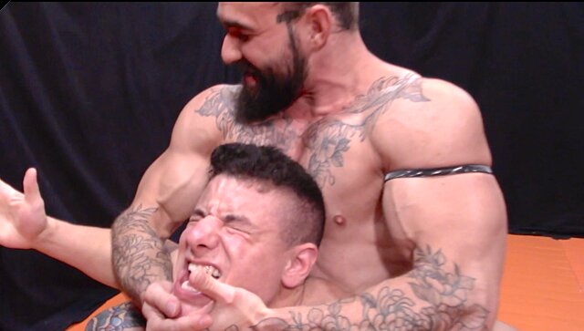 Rob Steel & Tripp Evans - Gay BDSM-Fetish Porn - Muscle Boy Wrestling