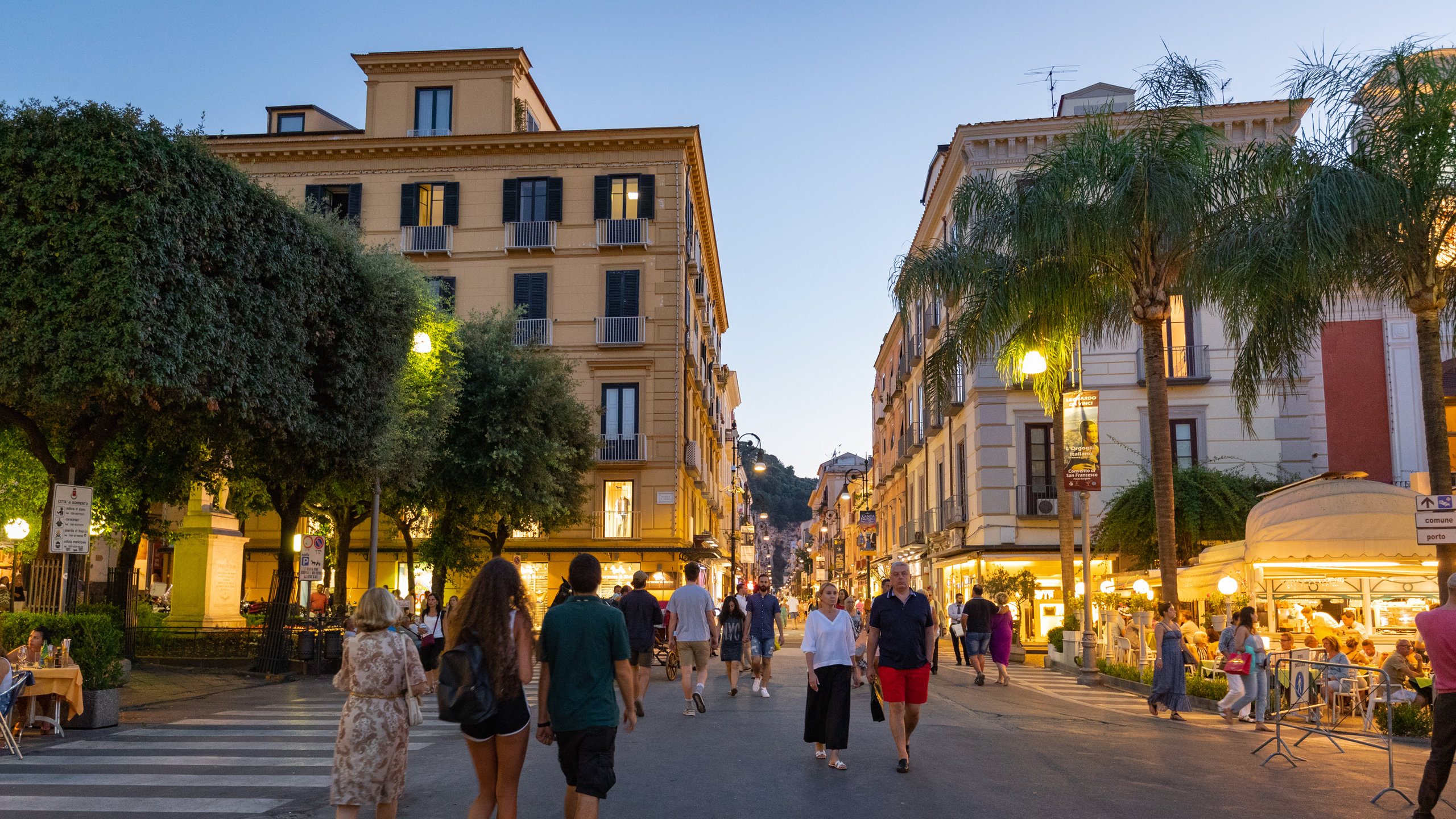 Visit Sorrento City Centre: 2023 Sorrento City Centre, Sorrento ...