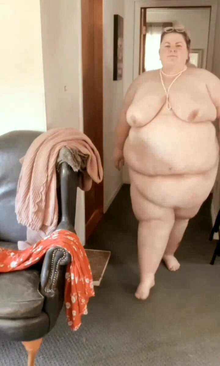 SSBBW Pig Crystal showing her obese body! - ThisVid.com