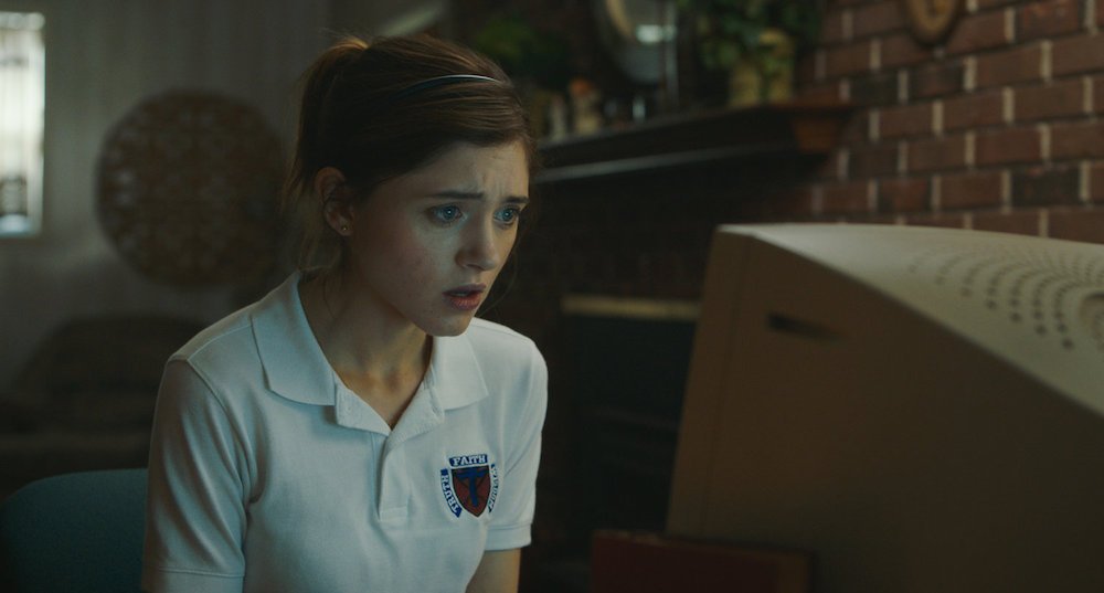 Yes, God, Yes' Review: Natalia Dyer in Coming-of-Age Sex Comedy ...