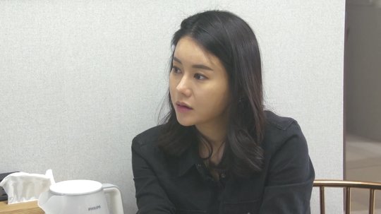 우다사' 박연수 딸 송지아, 배꼽티 모녀 전쟁에 눈물까지 : 네이트 연예