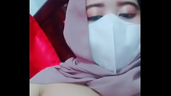 Jilbab Montok Porn Videos - LetMeJerk