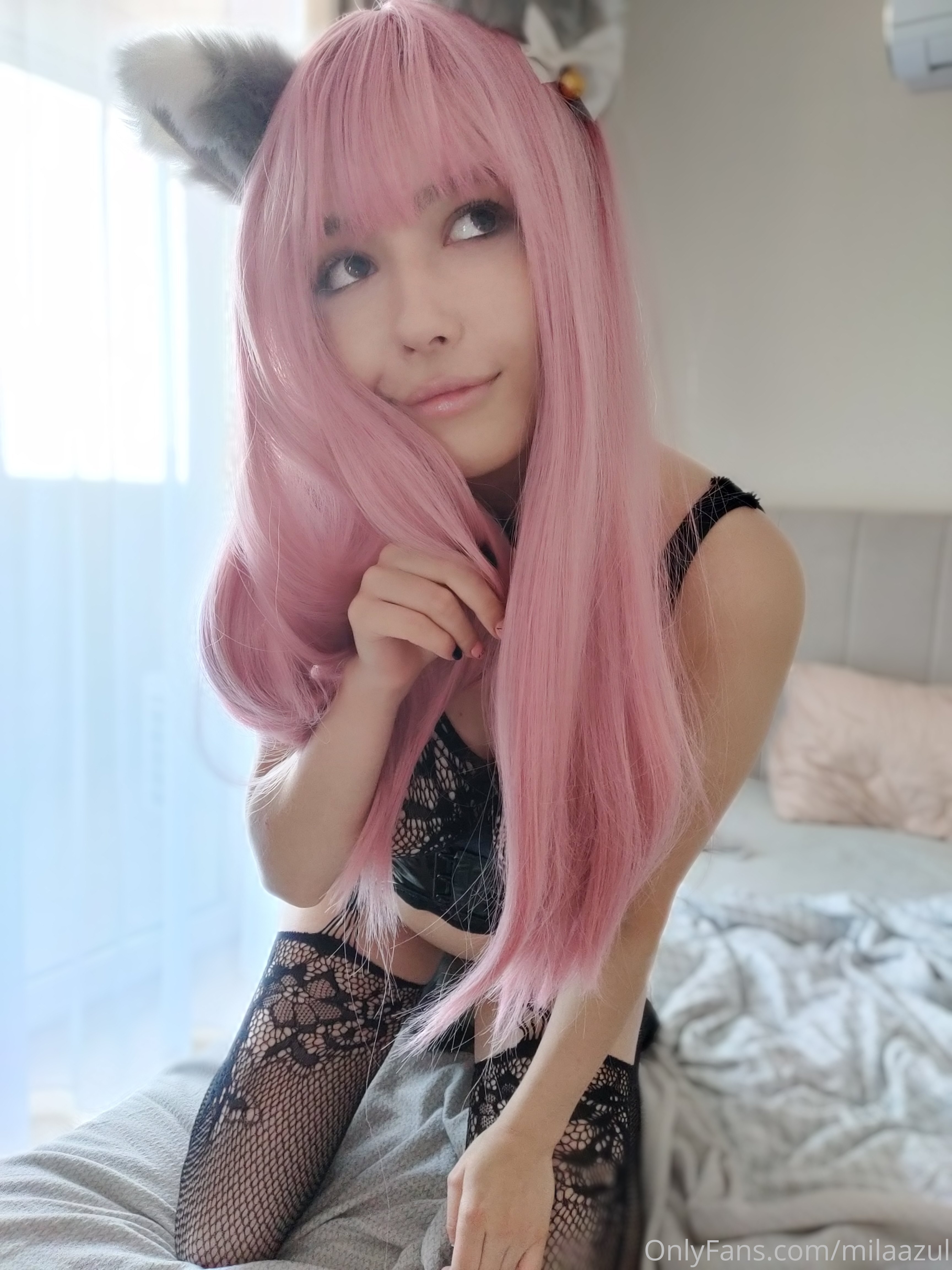 Mila Azul - Onlyfans Pink Wig - 13 Porn Pic - EPORNER