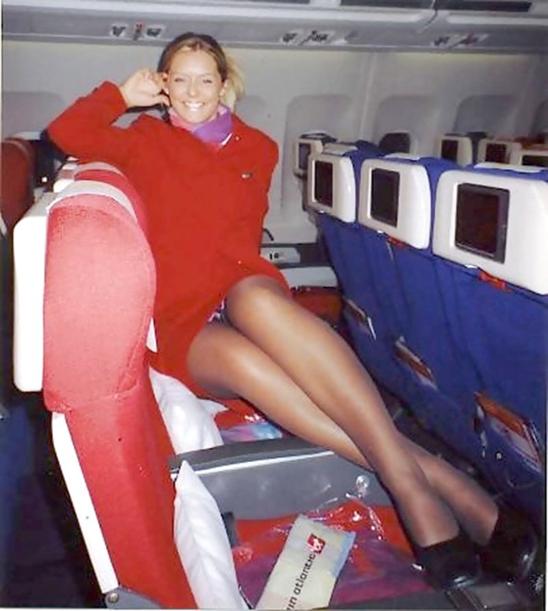 Flight Attendant Upskirt - 35 photos