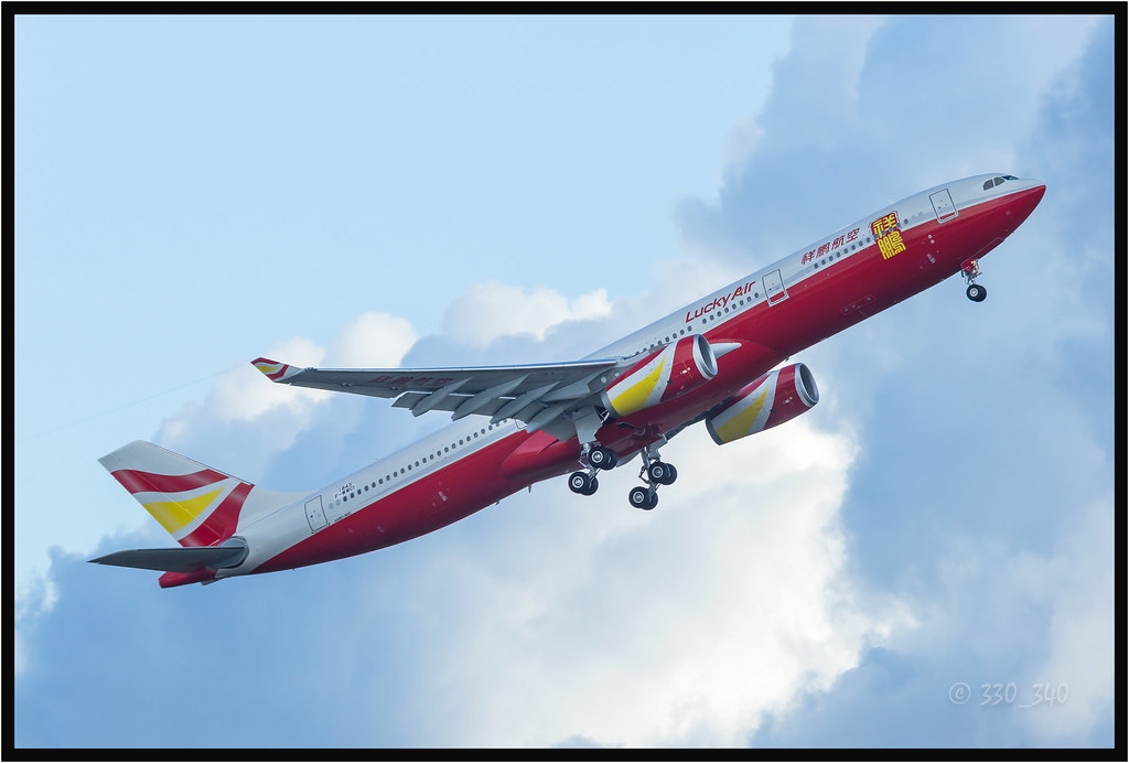 A330-300 - Lucky Air 