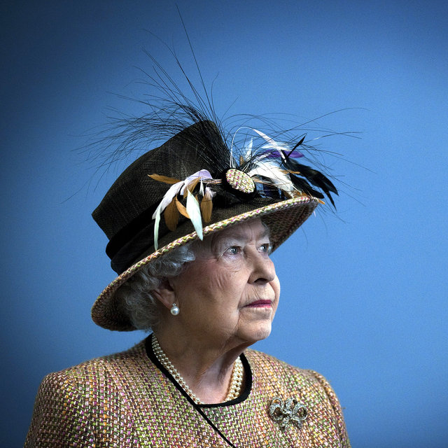 Queen Elizabeth II Dies at 96; Was Britain's Longest-Reigning ...