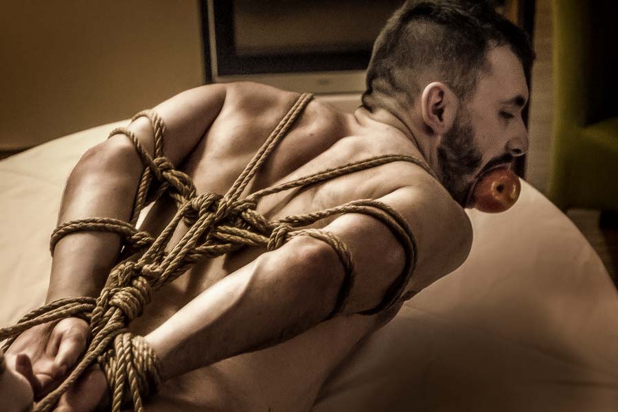 Rope Bondage: A Guide To Completing Your First Tie - Silicone ...