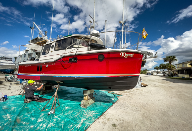 DIY Bottom Paint Job at Glades Boat Storage