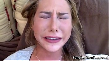 Novinha levando no cuzinho - XVIDEOS.COM