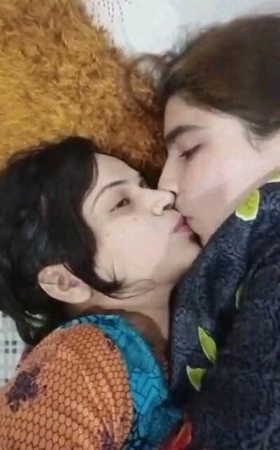 Super cute paki two sisters xxx hot video get horny mms - xvidio