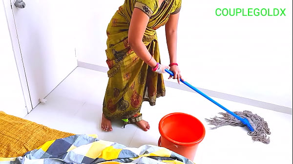 Komal's husband secretly left her with a sweeper in the house ...