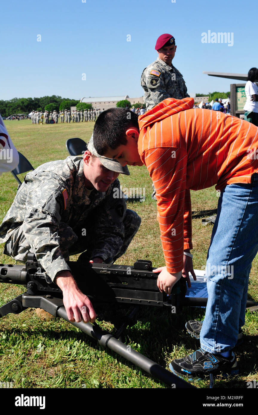 20120422-A-xxxxS-32 by Texas Military Department Stock Photo - Alamy