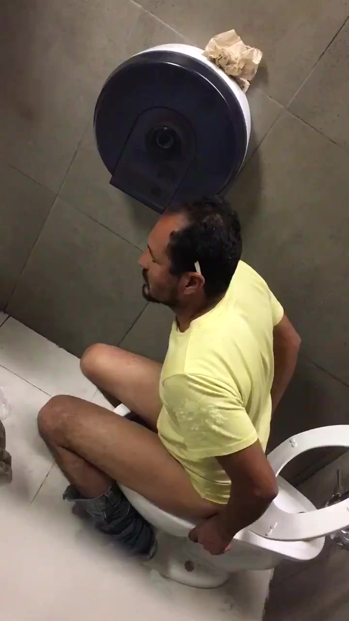 Mexican construction worker fucks a cucumber in the stall on his ...