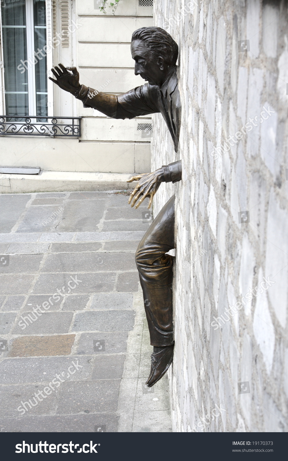 Statue Got Stuck Person Wall On Stock Photo 19170373 | Shutterstock