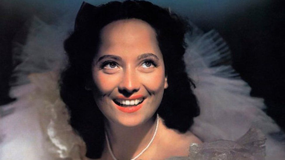 Merle Oberon: India's forgotten Hollywood star - BBC News