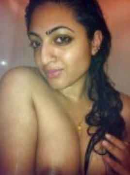 Radhika Apte Selfie, Photo album by Banu120888 - XVIDEOS.COM