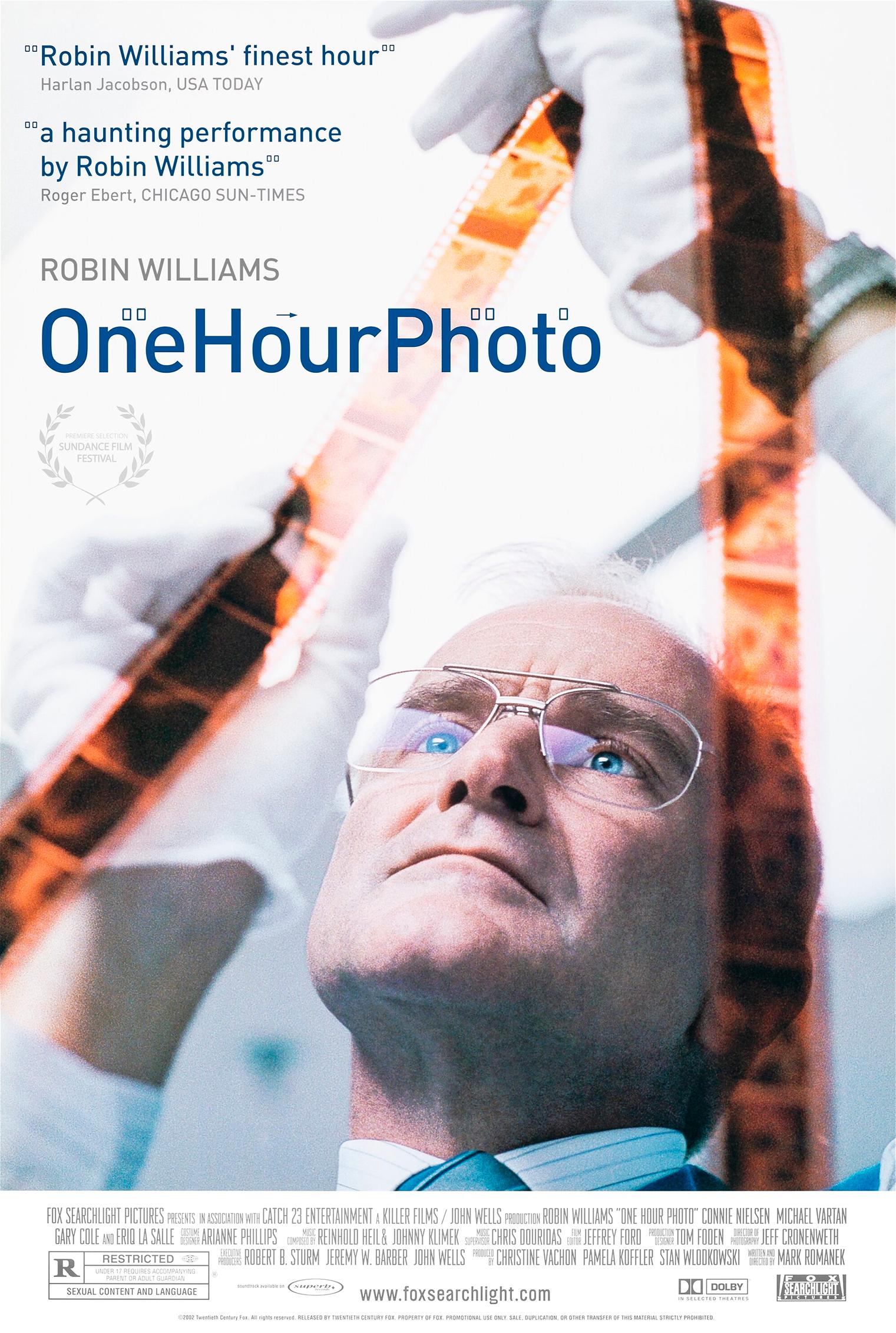 One Hour Photo (2002) - IMDb