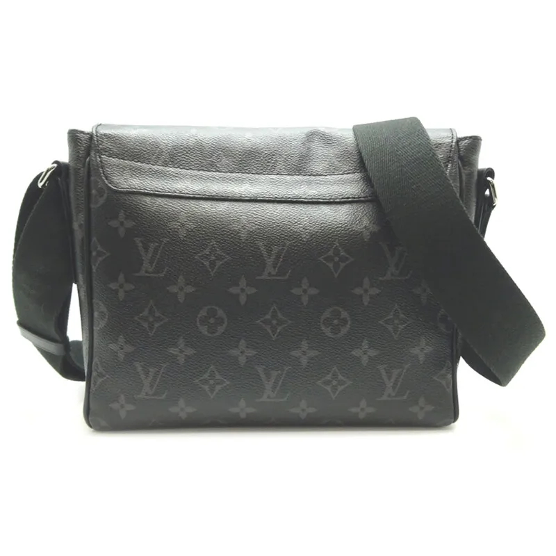 Louis Vuitton District Pm Nm Men'S Shoulder Bag M44000 ...