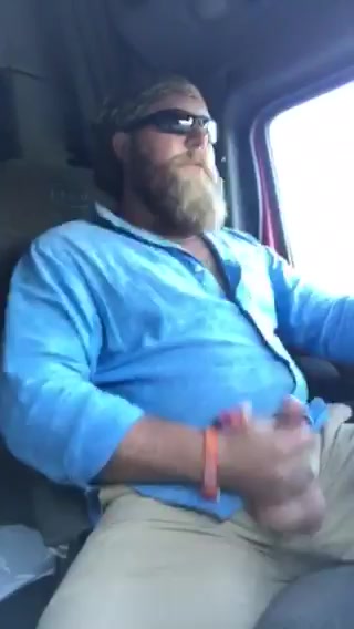 Big Daddy Trucker Bear Wanks - ThisVid.com