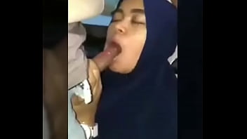 Free Jilbab Nyepong Porn | PornKai.com