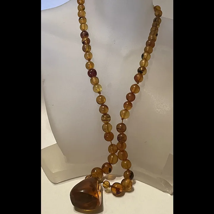 Stunning Vintage Baltic Natural Amber Pendant With Amber Beads ...