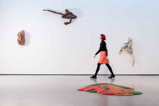 Lynda Benglis | Conversation | Ocula