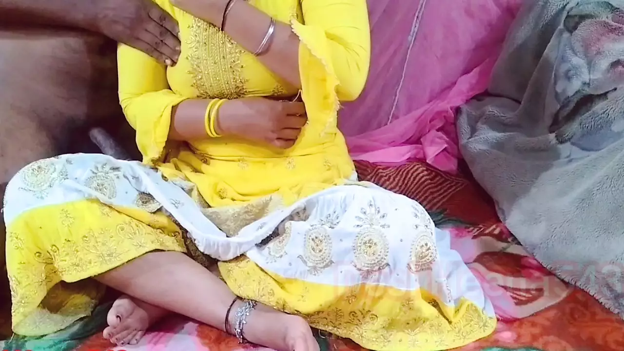 Ghagra Wali Bhabhi XXX Hardcore Doggy Style Fuck in Clear Voice ...