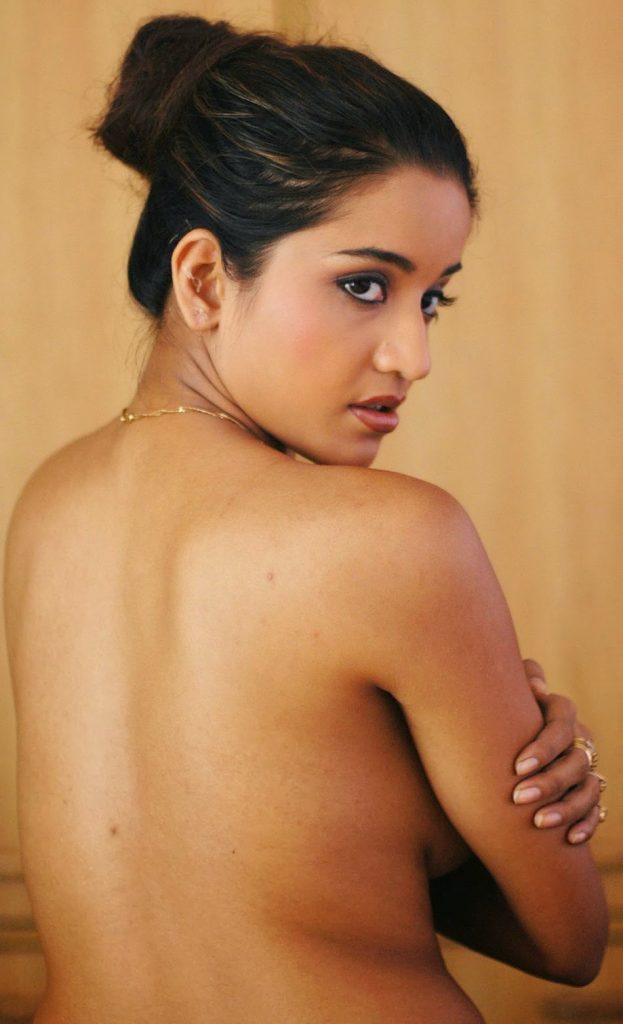 monalisa-nude-porn-images-623×1024 | Latest Bhojpuri news