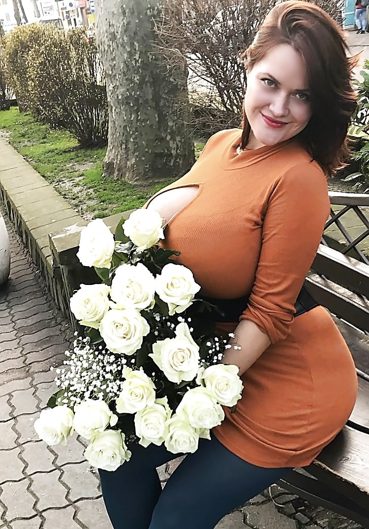 Russian Curvy Goddess Olyria Roy - 23 photos