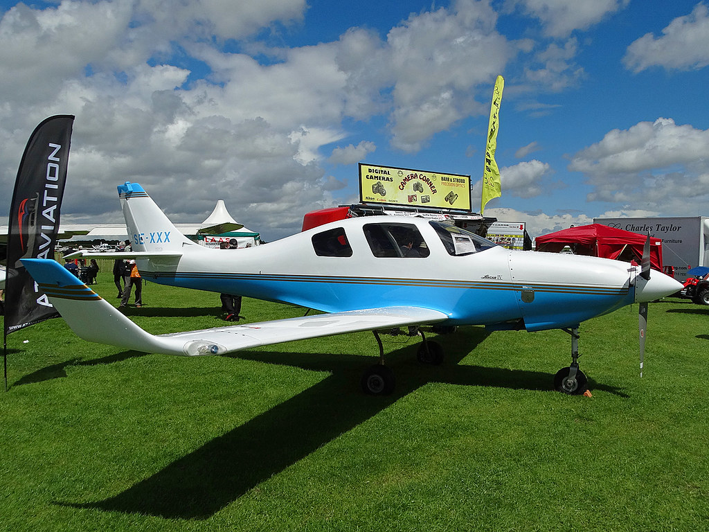 SE-XXX Lancair IV | SE-XXX Lancair IV at Aero Expo UK, Sywel ...