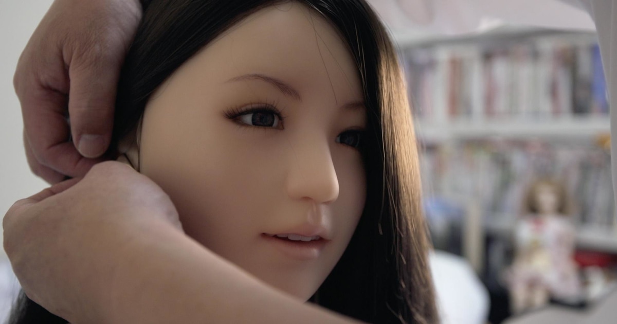 Japanese men find love with sex dolls