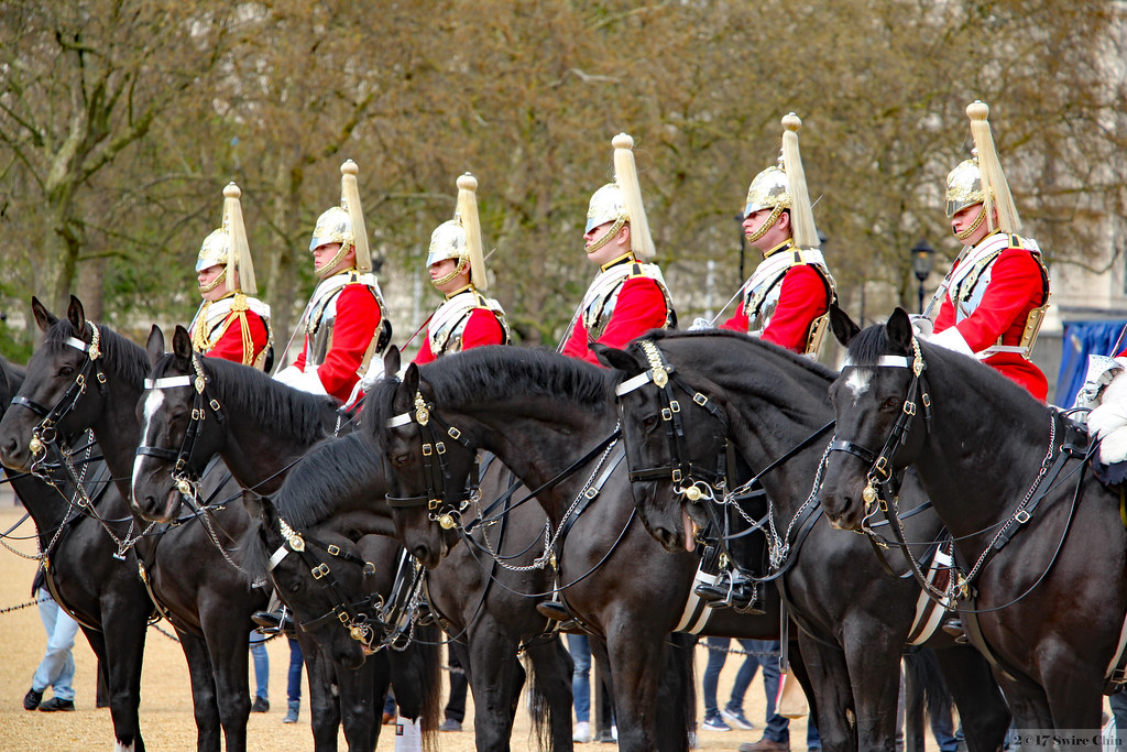 Red coats | The Life Guards wear red tunics. xxxx We came ac… | Flickr