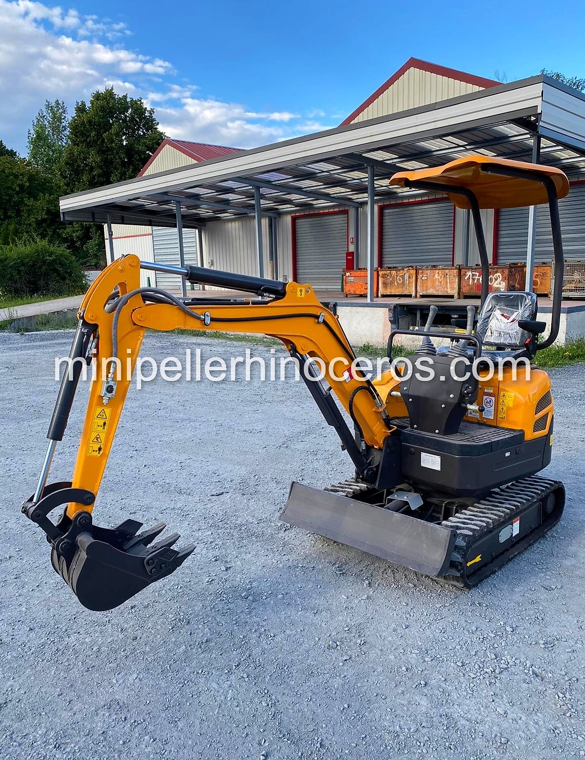 Mini Excavator 1.5 Tons - KUBOTA Engine | 2 years warranty