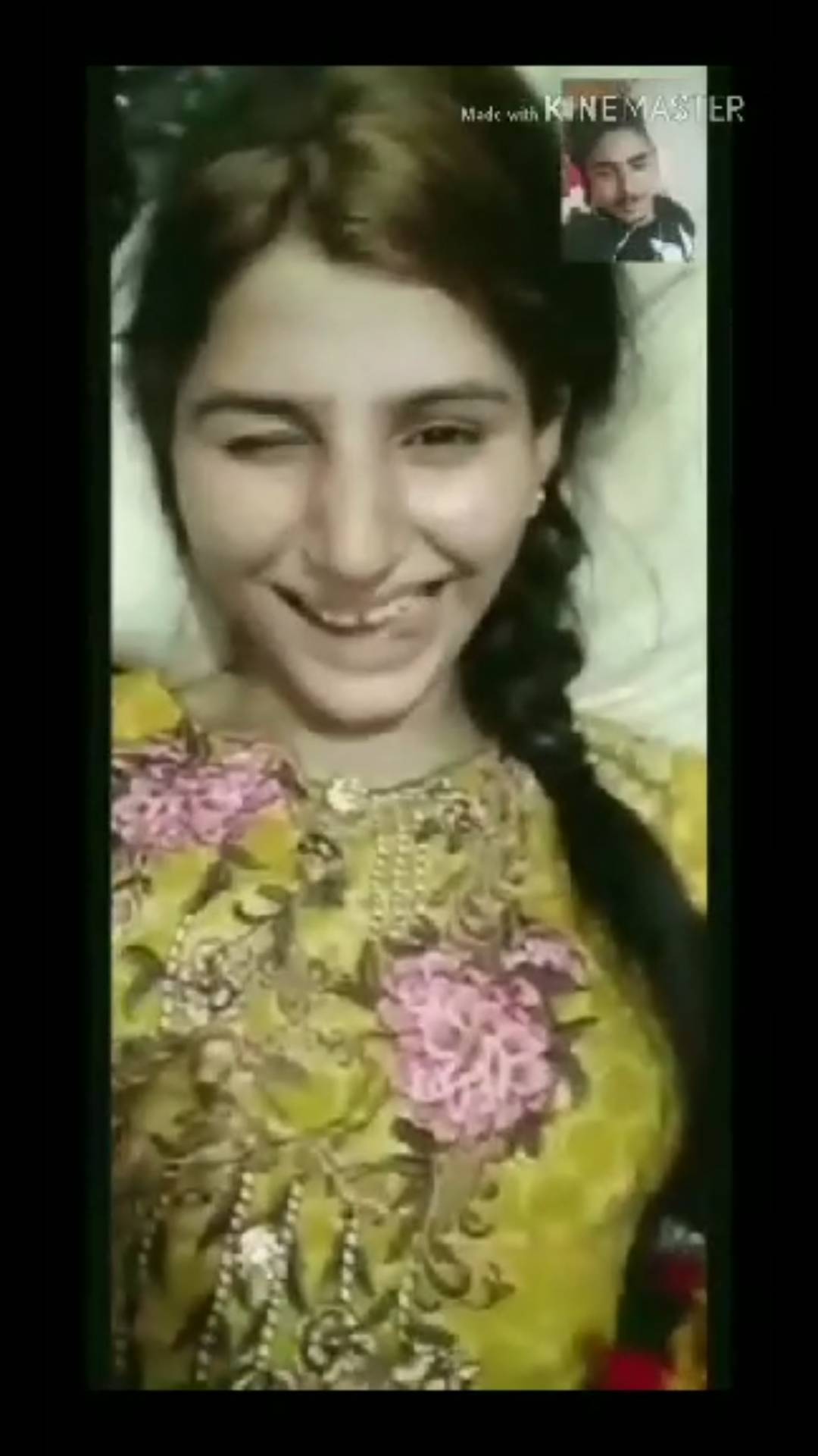 GIRL CHANGE DRESS HER BF GIFTED IN VIDEO CALL | Scrolller