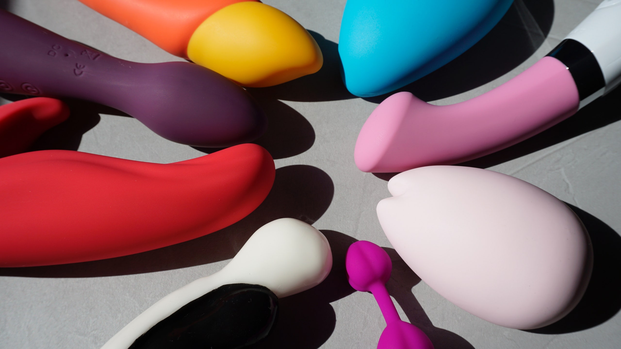 15 Long Distance Sex Toys Your Partner Can Control From Anywhere ...