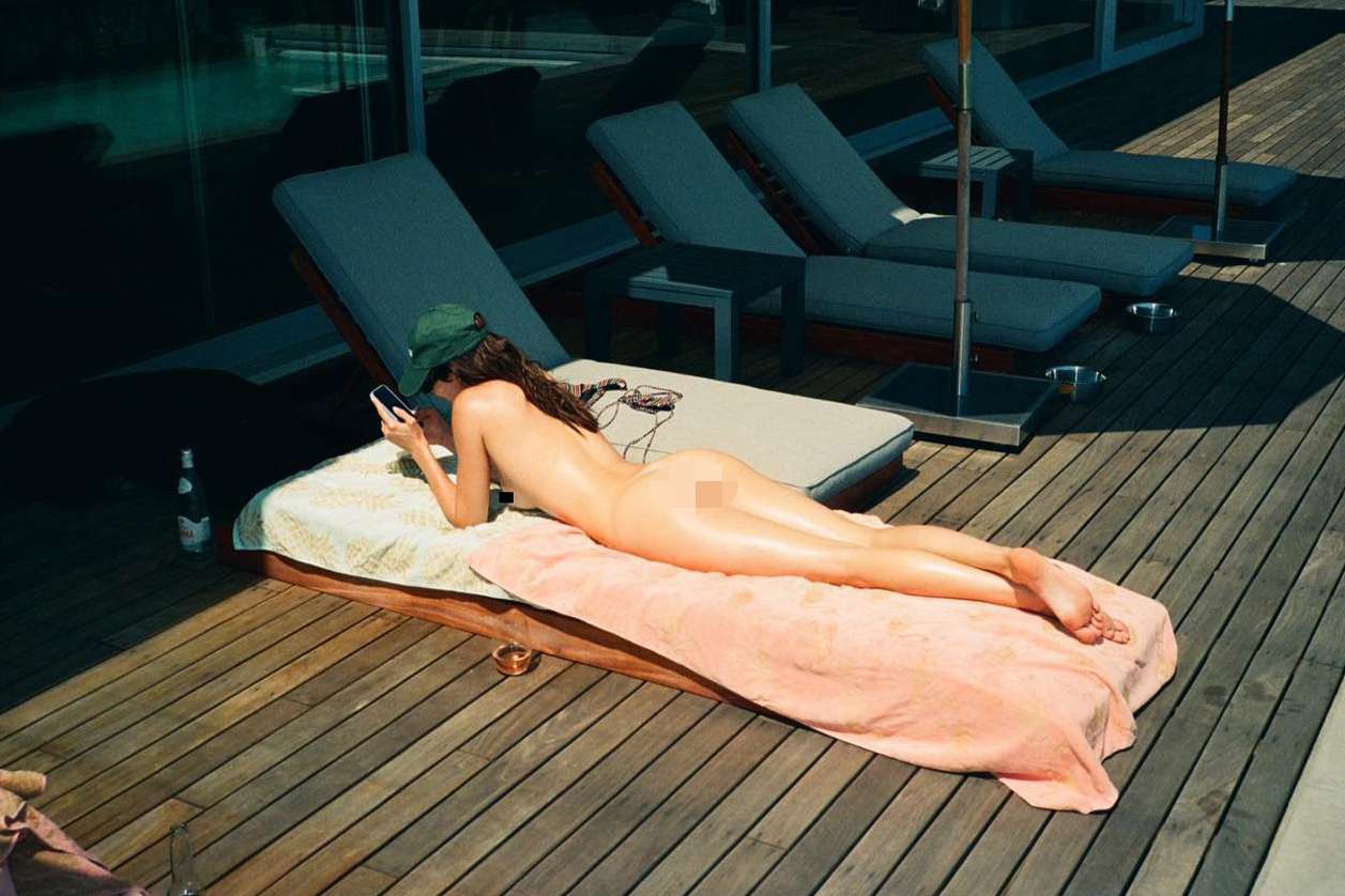 Kendall Jenner Shares Photo of Herself Sunbathing Completely Nude