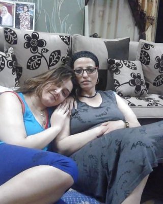 How many want arabic mother and daughter Porn Pictures, XXX Photos ...