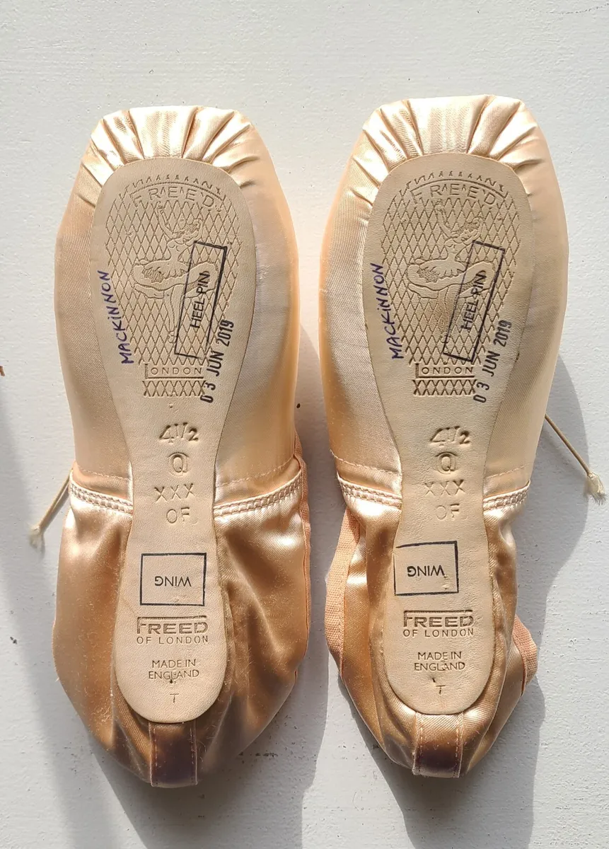 Freed Pointe Shoes Size 4.5 XXX Q Maker | eBay