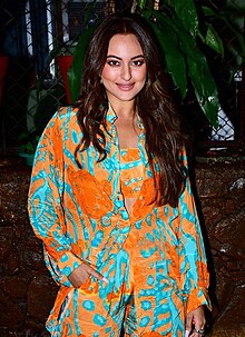 Sonakshi Sinha - Wikipedia