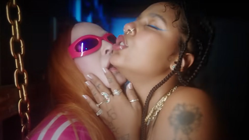 Madonna Kisses Rapper Tokischa in Sexy Music Video for Remix of ...