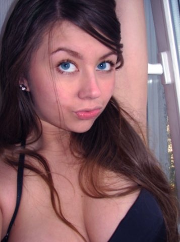 Say Hello To DarcEyes – Cam4Free