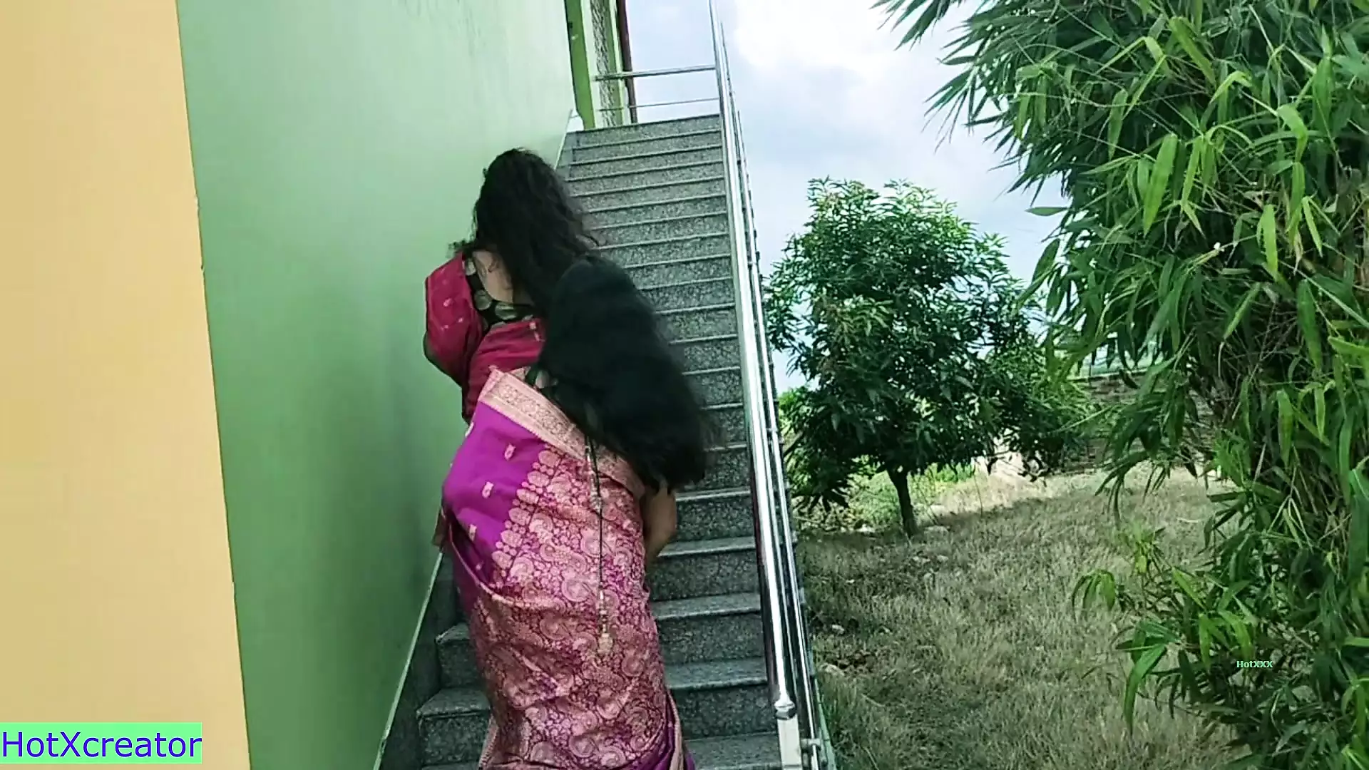 Desi Hot Model sex with Famous Hero! With clear Bangla audio ...