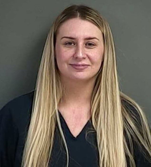 Oregon mom is arrested for having sex with 14-year-old at her ...