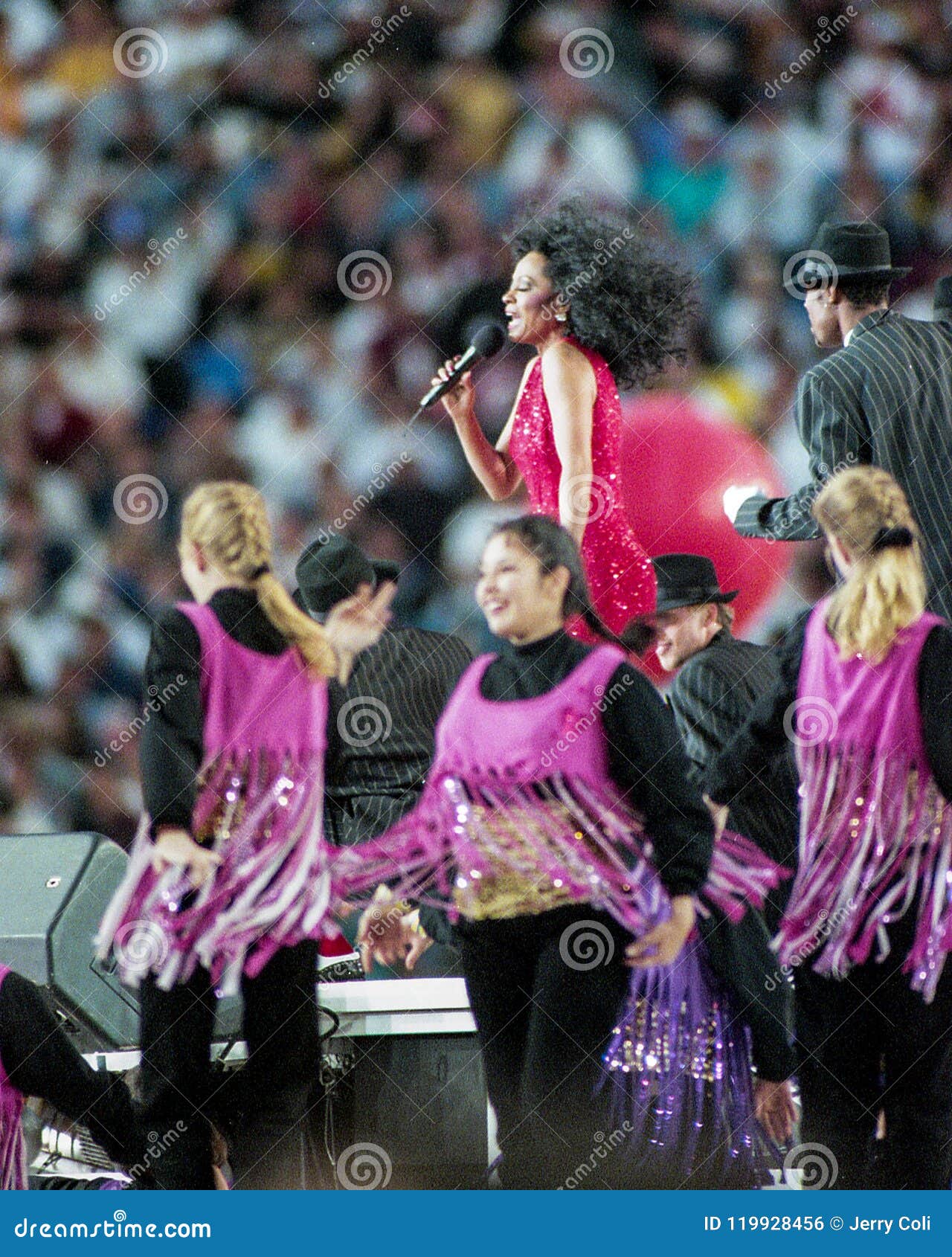 Diana Ross Performing at SBXXX Editorial Photo - Image of game ...