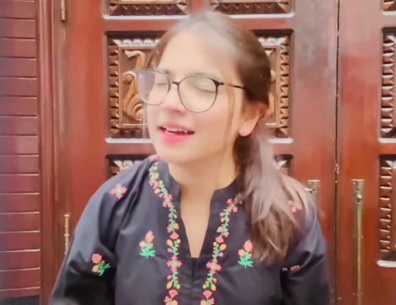 Pawri girl from Pakistan is back with another video, here is what ...