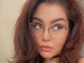 MalaXXX's Live Webcam and Bio - CamZter.tv