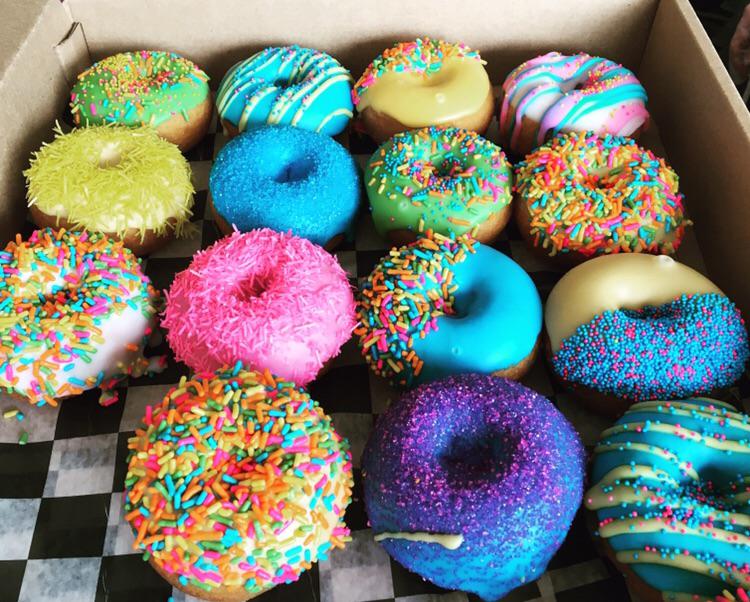 Donut porn! I say more but just look at em, beauties like these ...