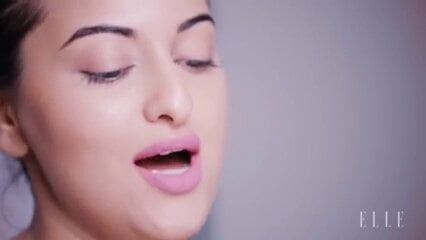 Bollywood heroine Sonakshi Sinha xxx video | xHamster