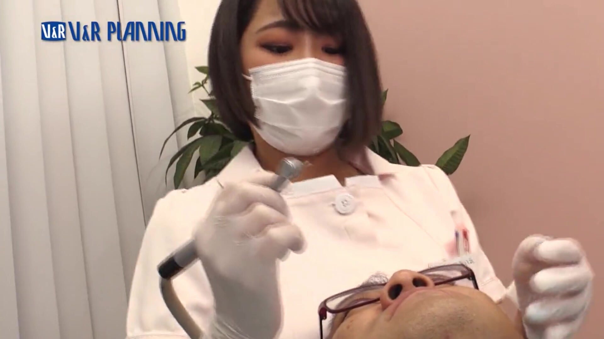 Scat Dentist - Teaser - ThisVid.com