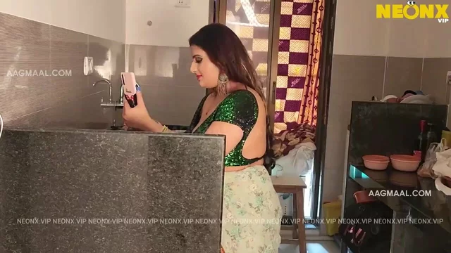 Billo Bhabhi Uncut (2022) NeonX Hindi Hot Short Film